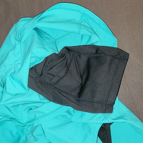 CVG running shorts - Picture 6 of 8